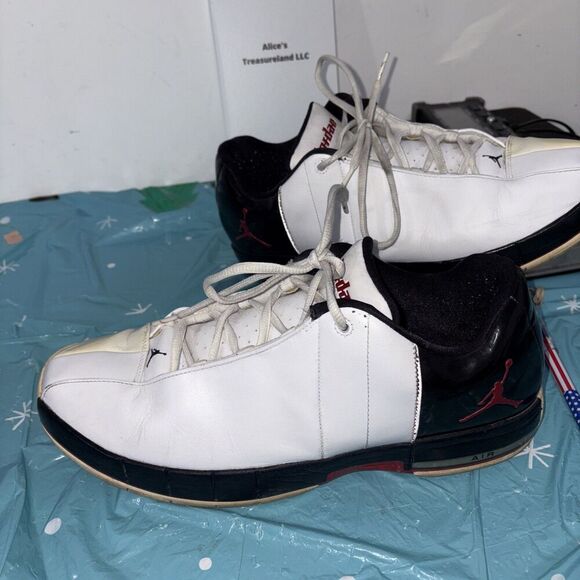 Air‎ Jordan Team Elite II White/Varsity White Red Black Sz 13 model 310011-130 main image 9